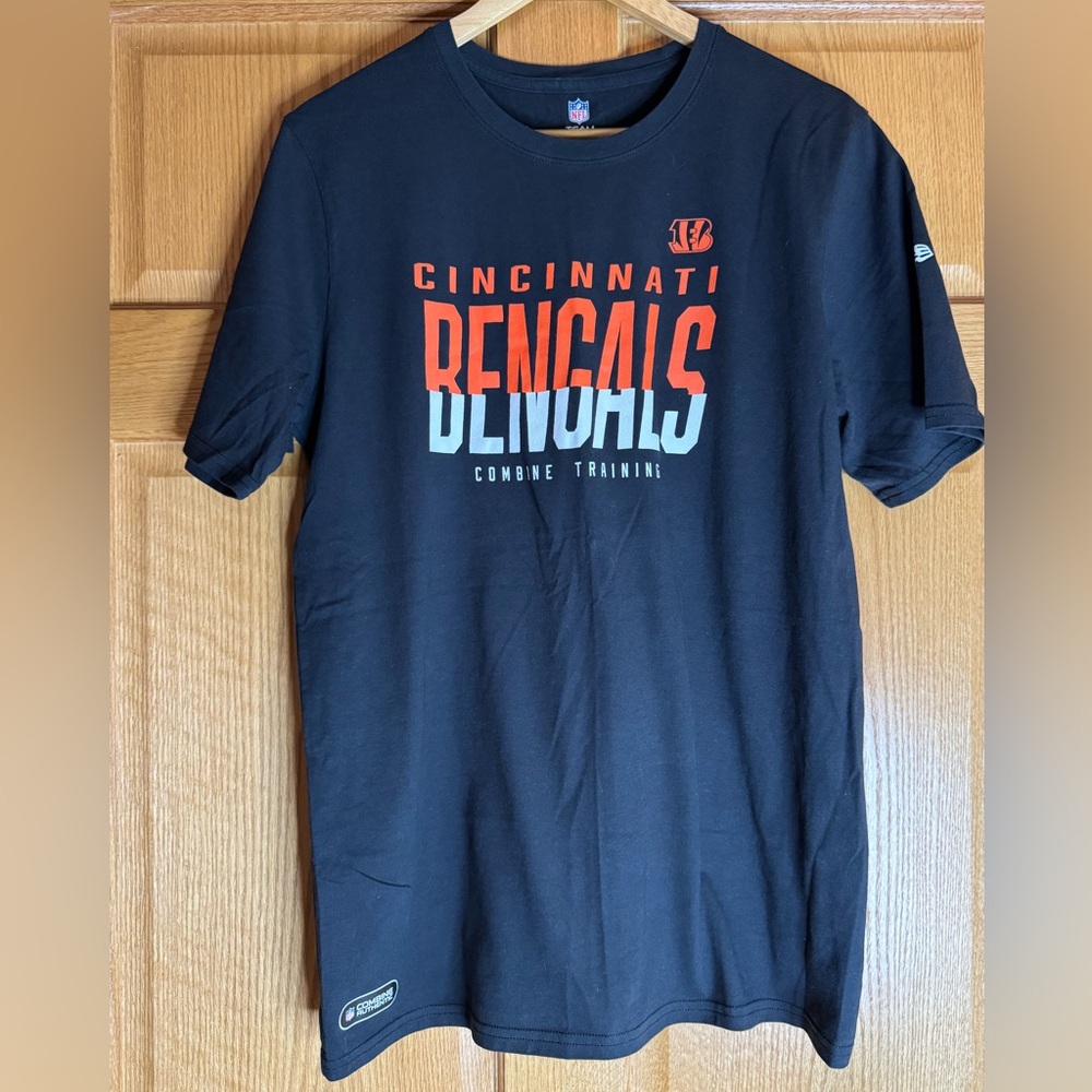 NWOT/Men’s NFL Team Apparel - Picture 1 of 7